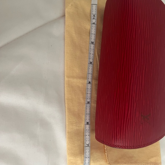 Louis Vuitton Red Clutch - Picture 10 of 16